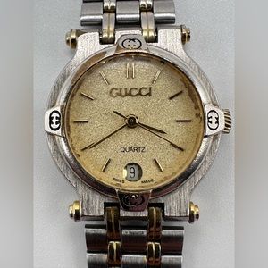 GUCCI Wristwatch Silver Gold Quartz Swiss 9000L